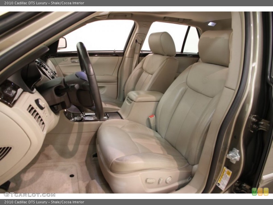 Shale/Cocoa Interior Photo for the 2010 Cadillac DTS Luxury #93422546