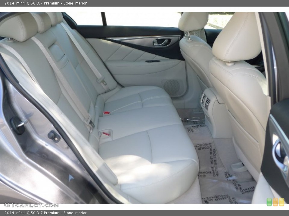 Stone Interior Rear Seat for the 2014 Infiniti Q 50 3.7 Premium #93422895
