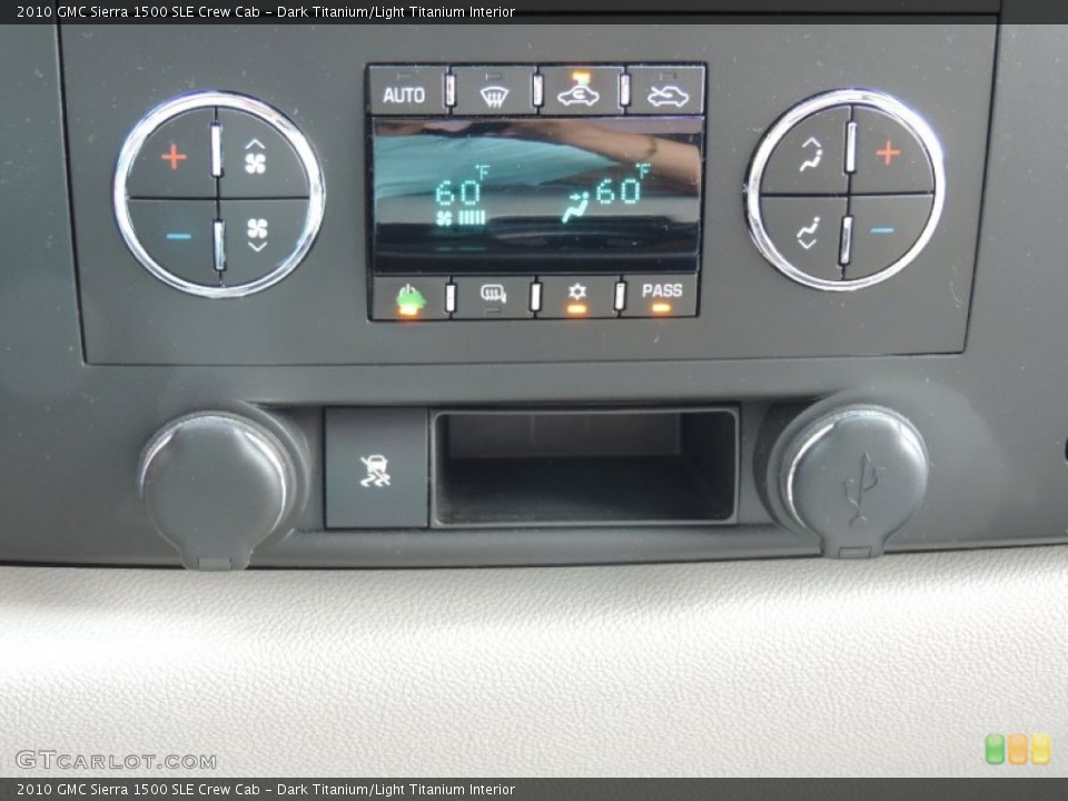 Dark Titanium/Light Titanium Interior Controls for the 2010 GMC Sierra 1500 SLE Crew Cab #93424808