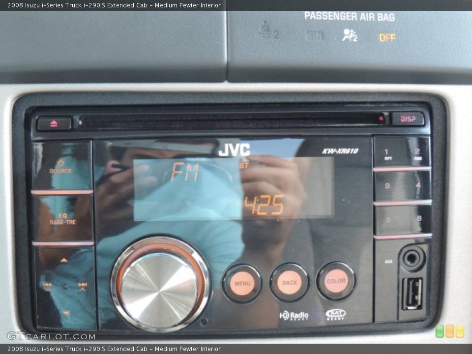 Medium Pewter Interior Audio System for the 2008 Isuzu i-Series Truck i-290 S Extended Cab #93425213