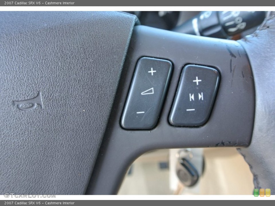 Cashmere Interior Controls for the 2007 Cadillac SRX V6 #93425309
