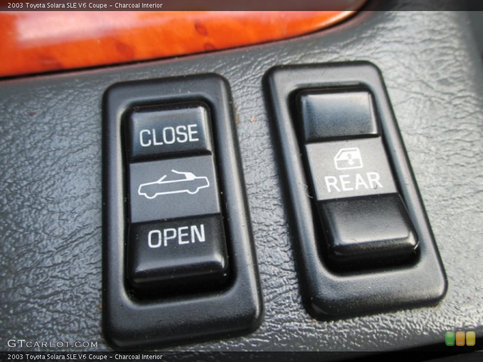 Charcoal Interior Controls for the 2003 Toyota Solara SLE V6 Coupe #93426707