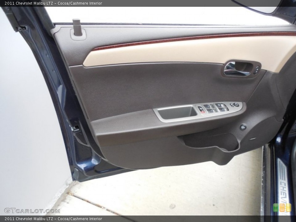 Cocoa/Cashmere Interior Door Panel for the 2011 Chevrolet Malibu LTZ #93428405