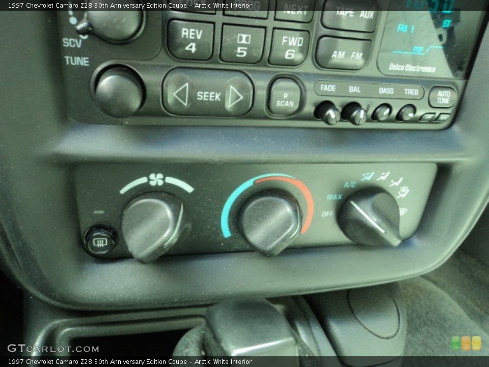 Arctic White Interior Controls for the 1997 Chevrolet Camaro Z28 30th Anniversary Edition Coupe #93429419