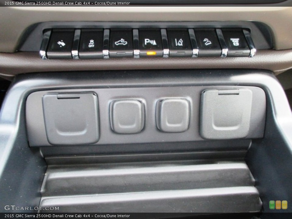 Cocoa/Dune Interior Controls for the 2015 GMC Sierra 2500HD Denali Crew Cab 4x4 #93433979