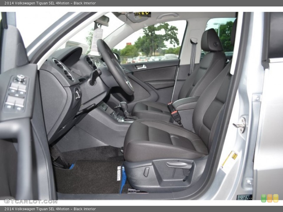 Black Interior Photo for the 2014 Volkswagen Tiguan SEL 4Motion #93438734