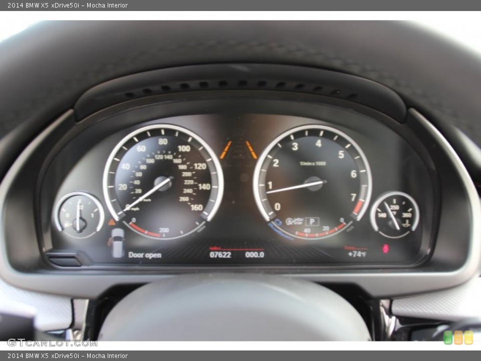Mocha Interior Gauges for the 2014 BMW X5 xDrive50i #93442750