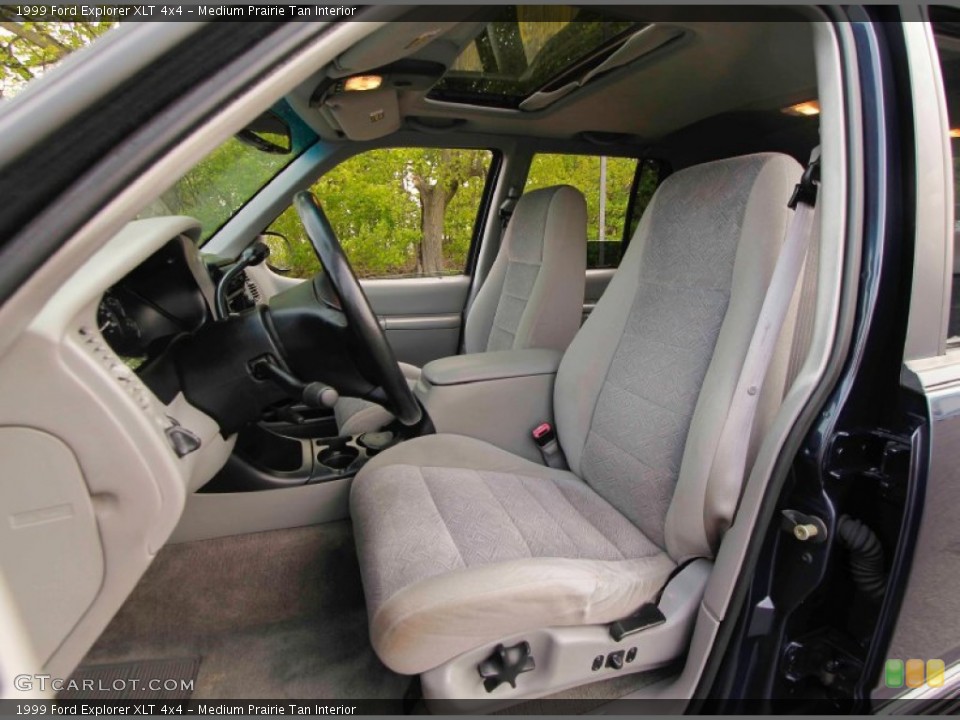Medium Prairie Tan Interior Photo for the 1999 Ford Explorer XLT 4x4 #93482062