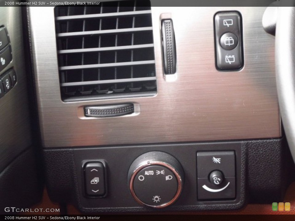 Sedona/Ebony Black Interior Controls for the 2008 Hummer H2 SUV #93497951