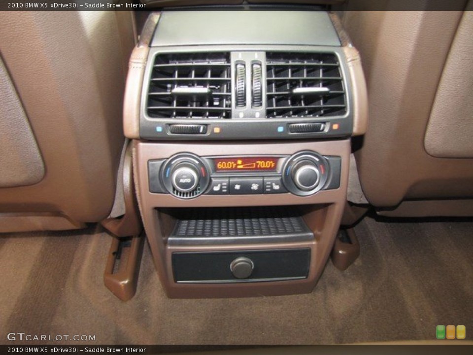 Saddle Brown Interior Controls for the 2010 BMW X5 xDrive30i #93518507