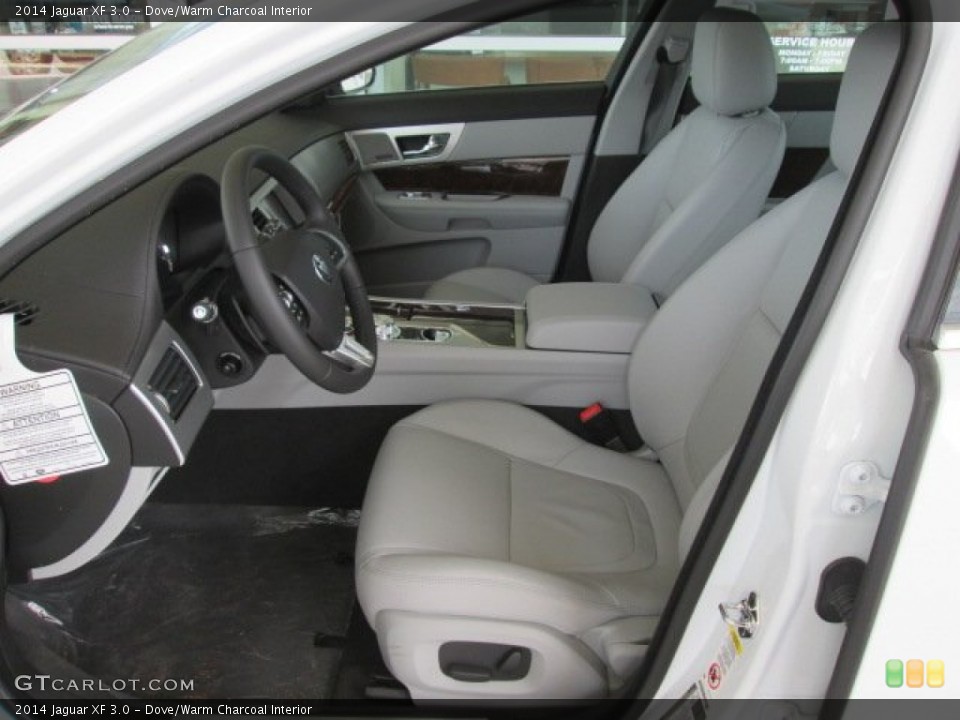 Dove/Warm Charcoal Interior Photo for the 2014 Jaguar XF 3.0 #93520487