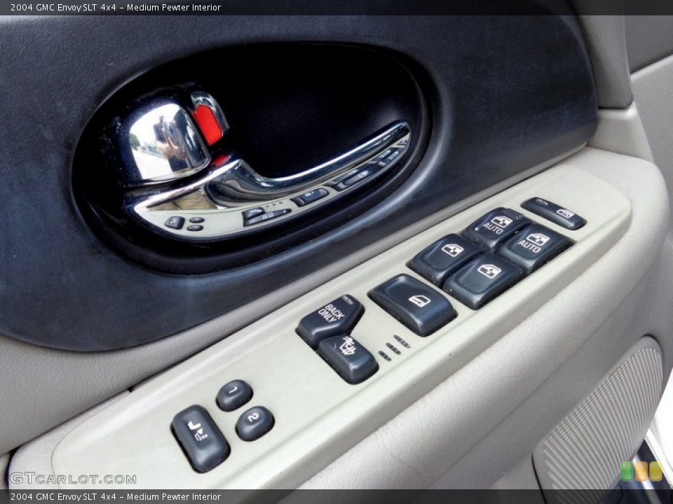 Medium Pewter Interior Controls for the 2004 GMC Envoy SLT 4x4 #93538763