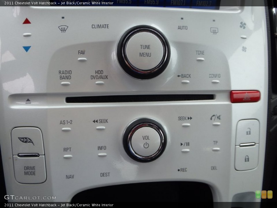 Jet Black/Ceramic White Interior Controls for the 2011 Chevrolet Volt Hatchback #93542809