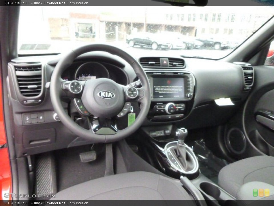 Black Pinwheel Knit Cloth 2014 Kia Soul Interiors