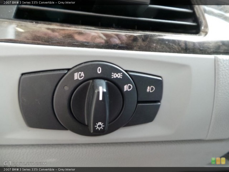 Grey Interior Controls for the 2007 BMW 3 Series 335i Convertible #93548128