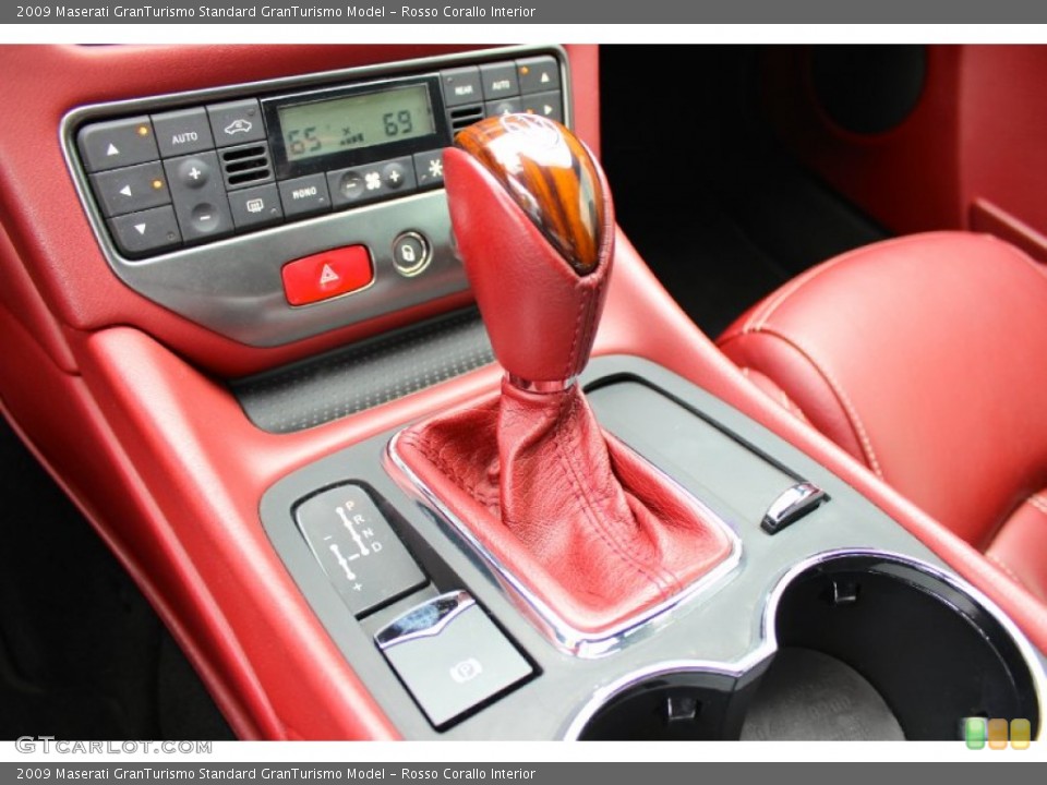 Rosso Corallo Interior Transmission for the 2009 Maserati GranTurismo  #93556342