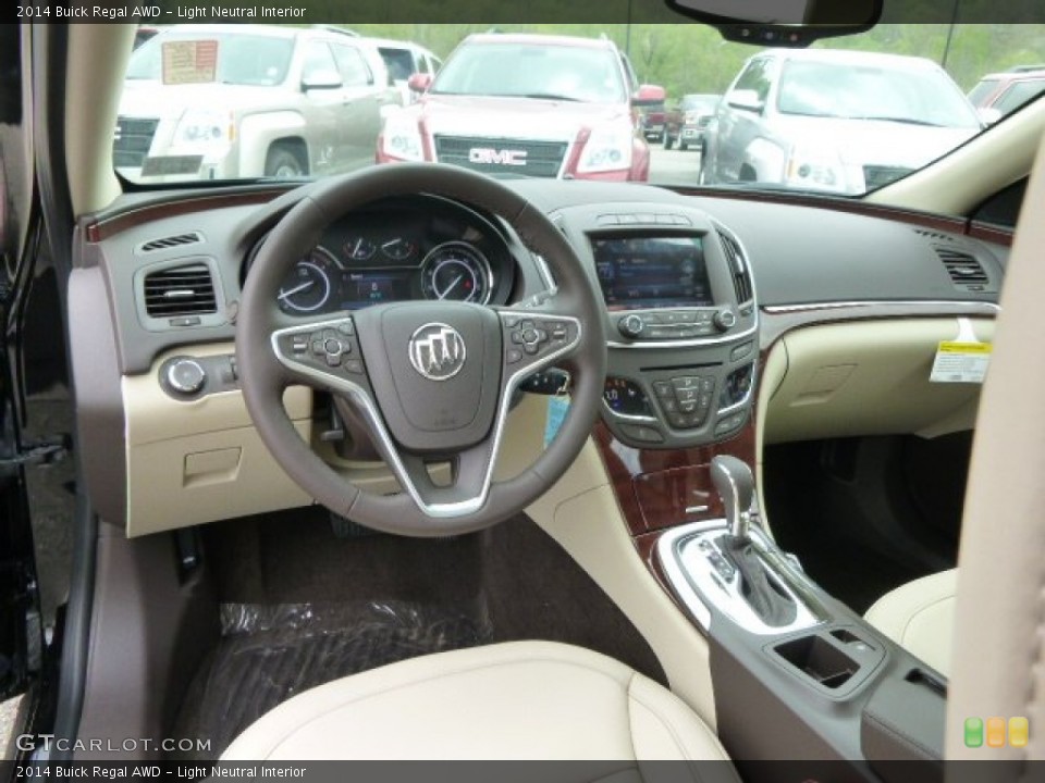 Light Neutral Interior Dashboard for the 2014 Buick Regal AWD #93579667