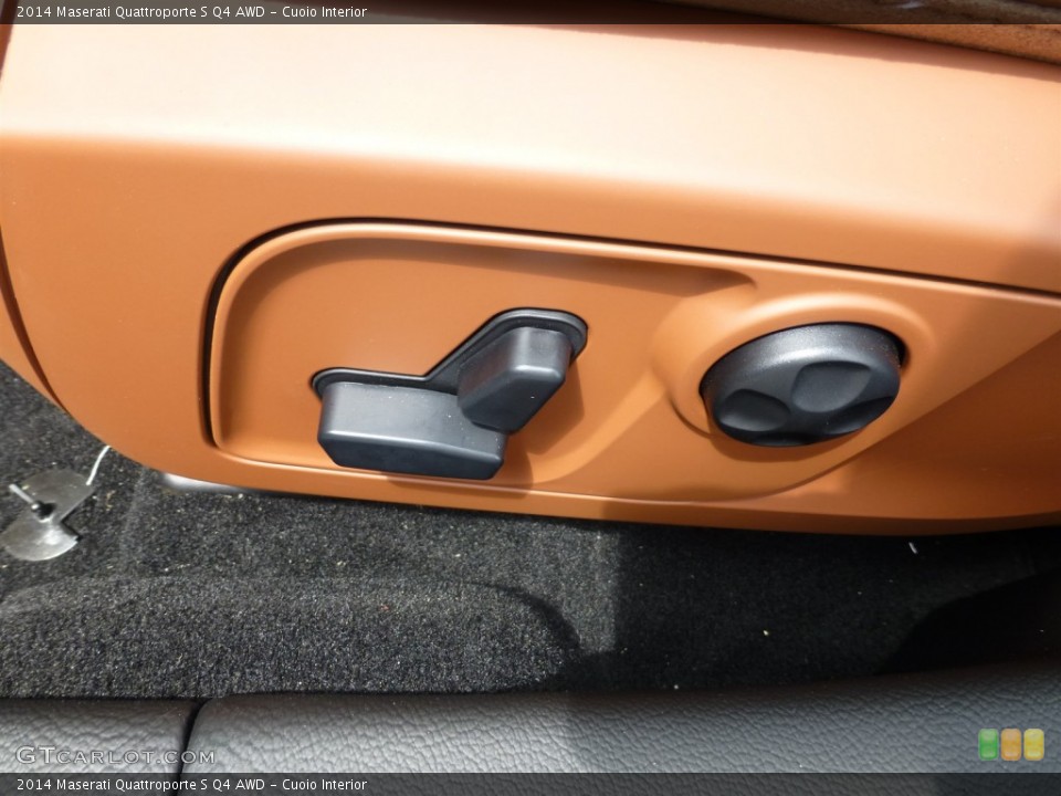 Cuoio Interior Controls for the 2014 Maserati Quattroporte S Q4 AWD #93622468