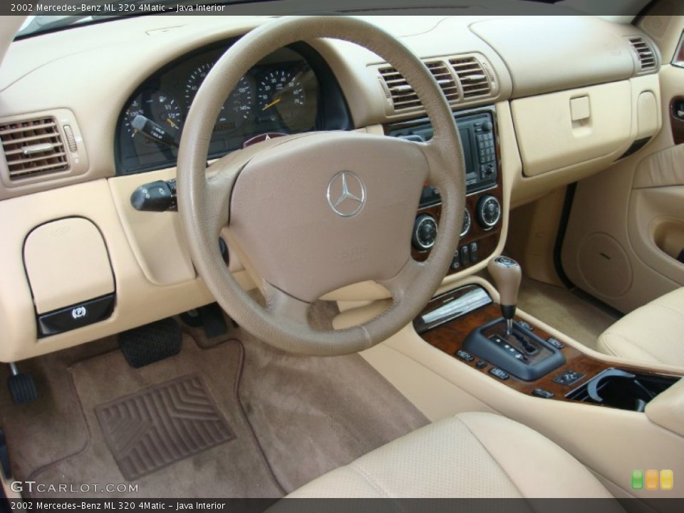 Java Interior Photo for the 2002 Mercedes-Benz ML 320 4Matic #93689606