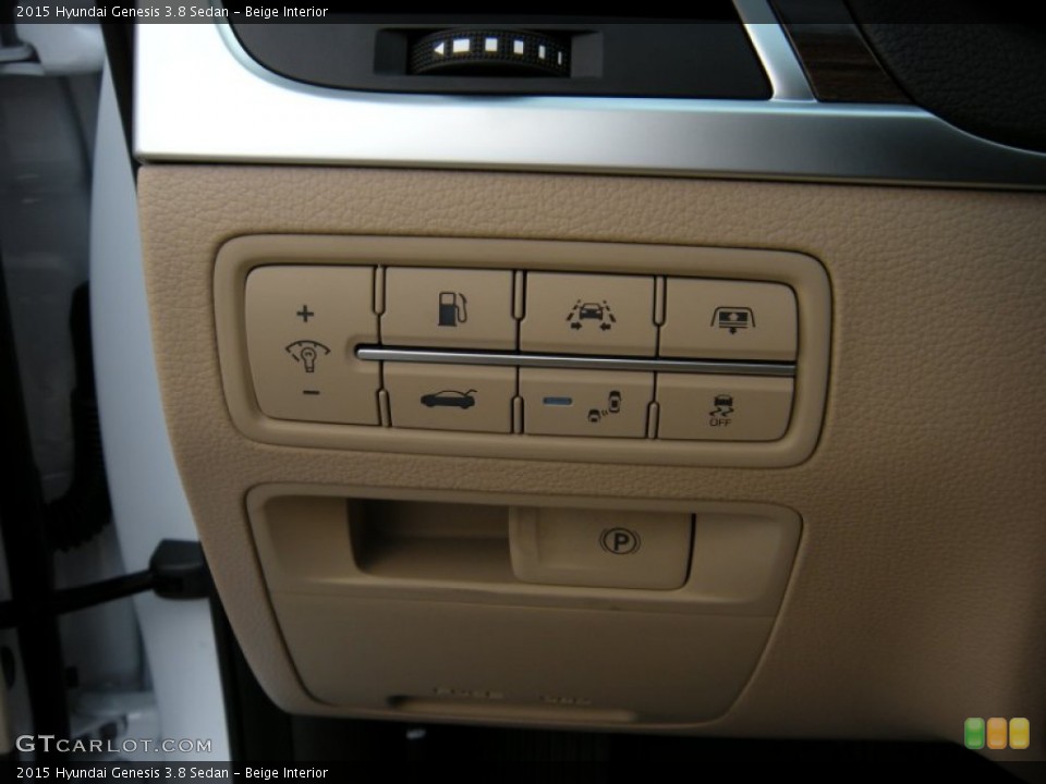 Beige Interior Controls for the 2015 Hyundai Genesis 3.8 Sedan #93758717
