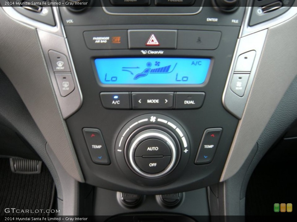 Gray Interior Controls for the 2014 Hyundai Santa Fe Limited #93761780