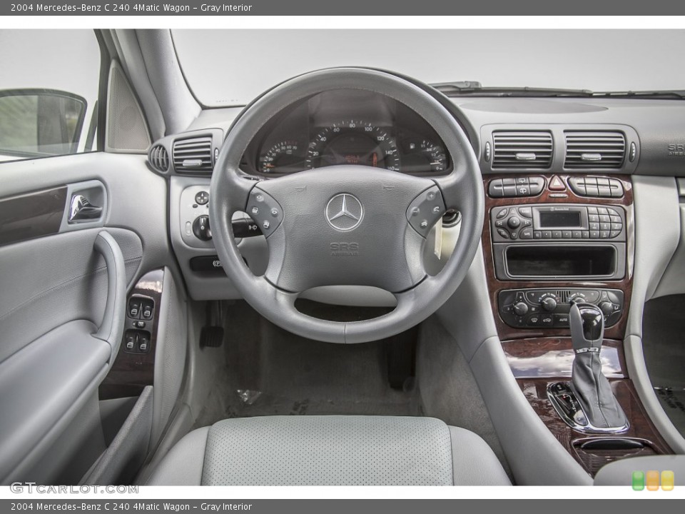 Gray Interior Photo for the 2004 Mercedes-Benz C 240 4Matic Wagon #93767000