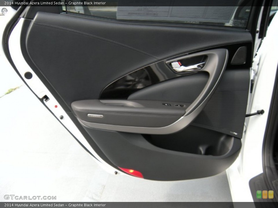Graphite Black Interior Door Panel for the 2014 Hyundai Azera Limited Sedan #93772037
