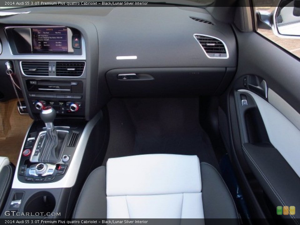 Black/Lunar Silver Interior Dashboard for the 2014 Audi S5 3.0T Premium Plus quattro Cabriolet #93788201