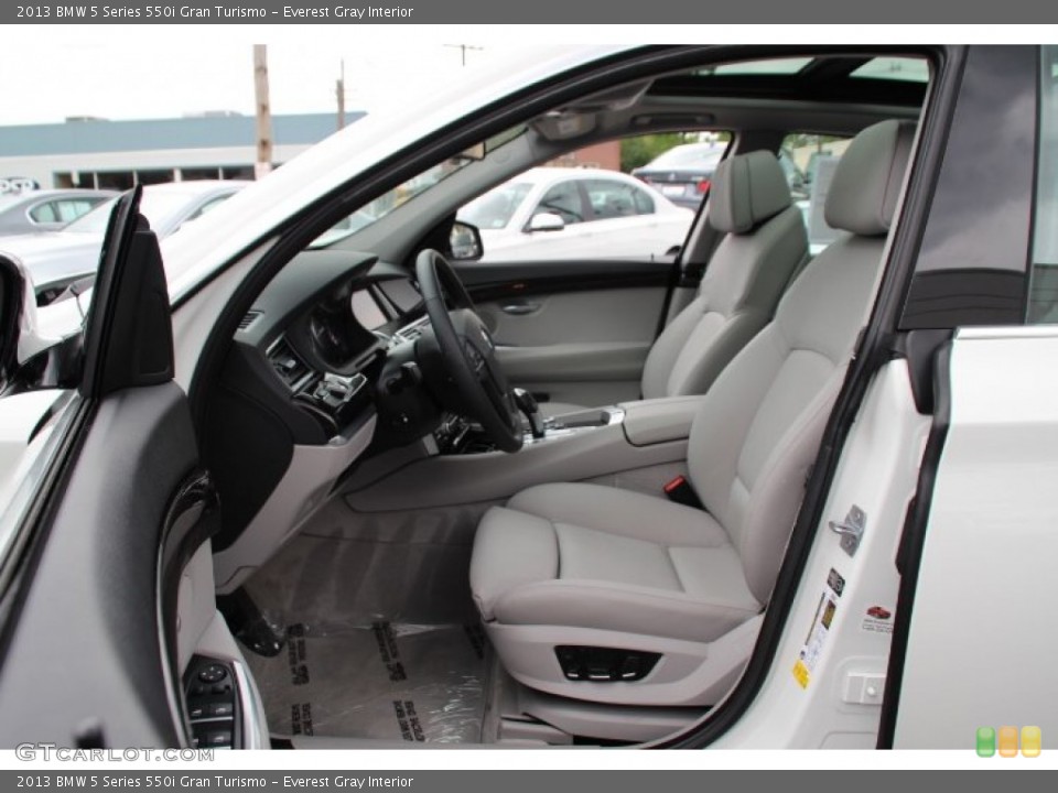 Everest Gray Interior Front Seat for the 2013 BMW 5 Series 550i Gran Turismo #93814462