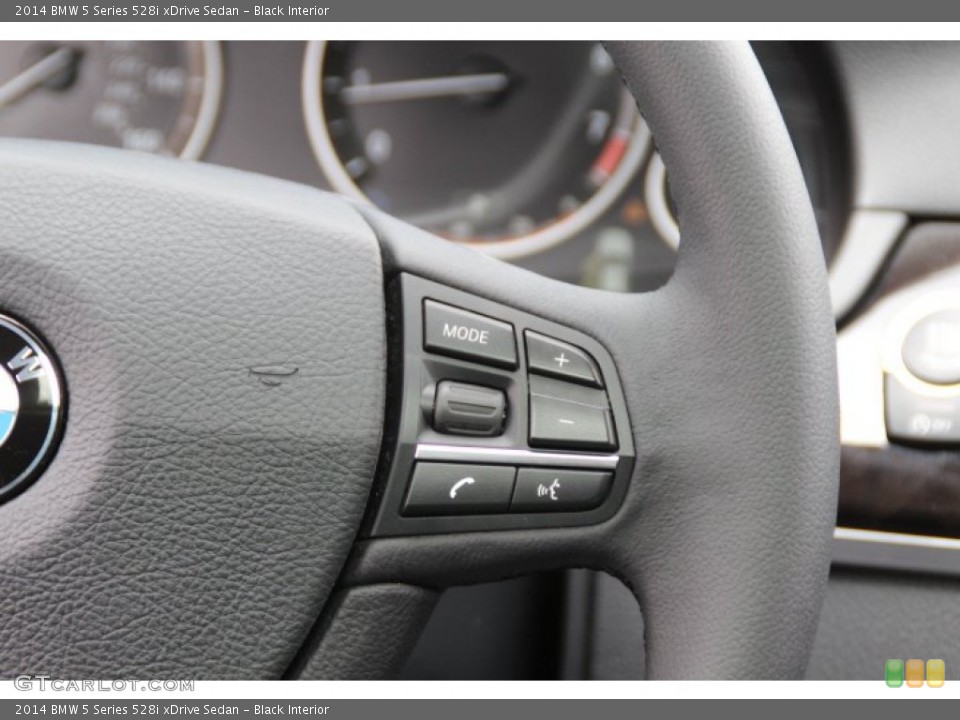 Black Interior Controls for the 2014 BMW 5 Series 528i xDrive Sedan #93818431