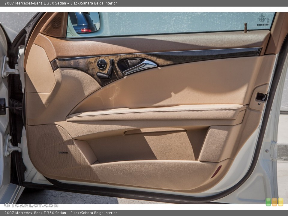 Black/Sahara Beige Interior Door Panel for the 2007 Mercedes-Benz E 350 Sedan #93844201