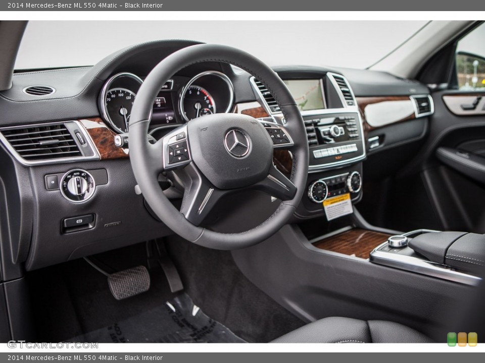 Black Interior Photo for the 2014 Mercedes-Benz ML 550 4Matic #93858057