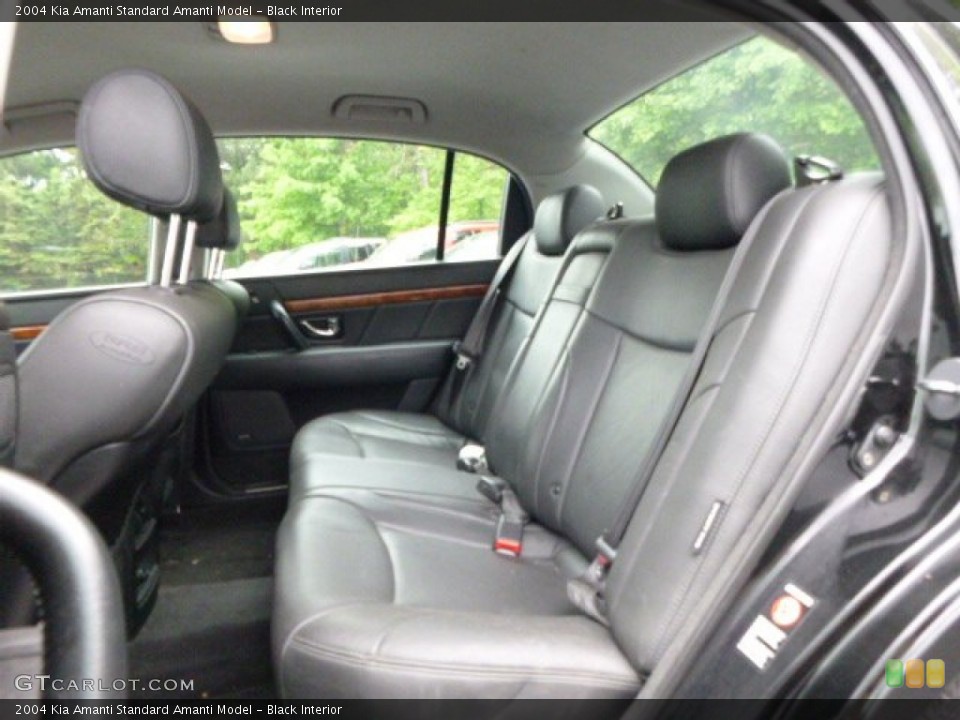 Black 2004 Kia Amanti Interiors