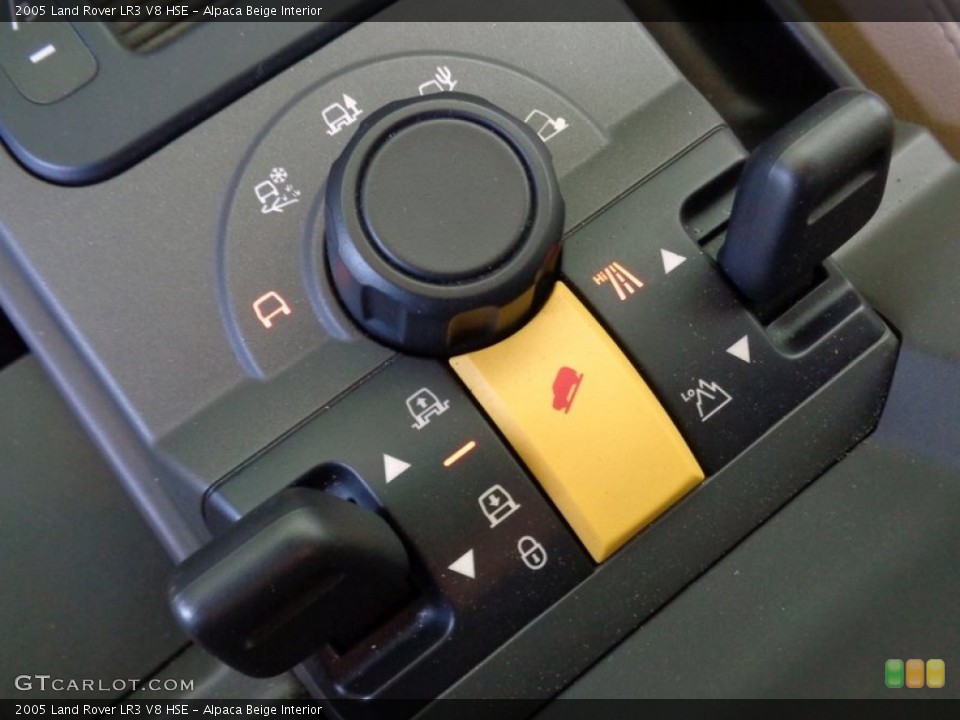 Alpaca Beige Interior Controls for the 2005 Land Rover LR3 V8 HSE #93920116