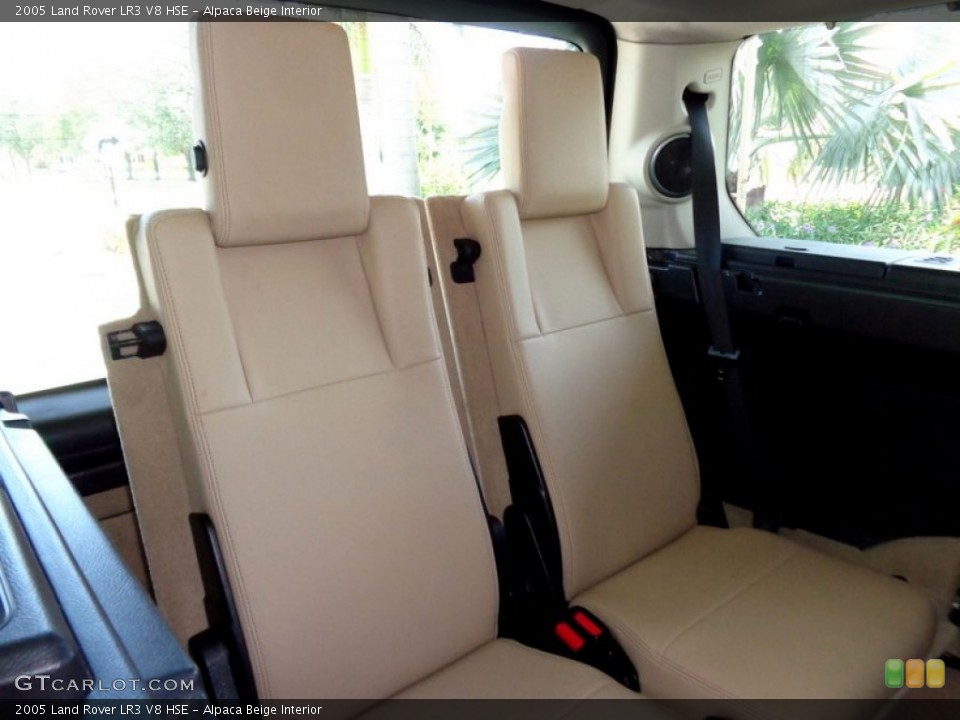 Alpaca Beige Interior Rear Seat for the 2005 Land Rover LR3 V8 HSE #93921155