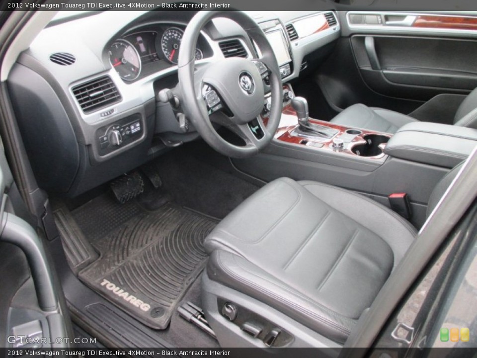 Black Anthracite Interior Photo for the 2012 Volkswagen Touareg TDI Executive 4XMotion #93927926