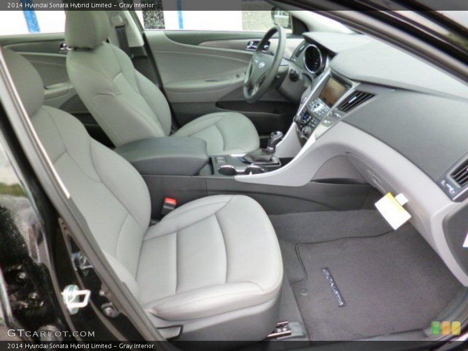 Gray Interior Photo for the 2014 Hyundai Sonata Hybrid Limited #93954271