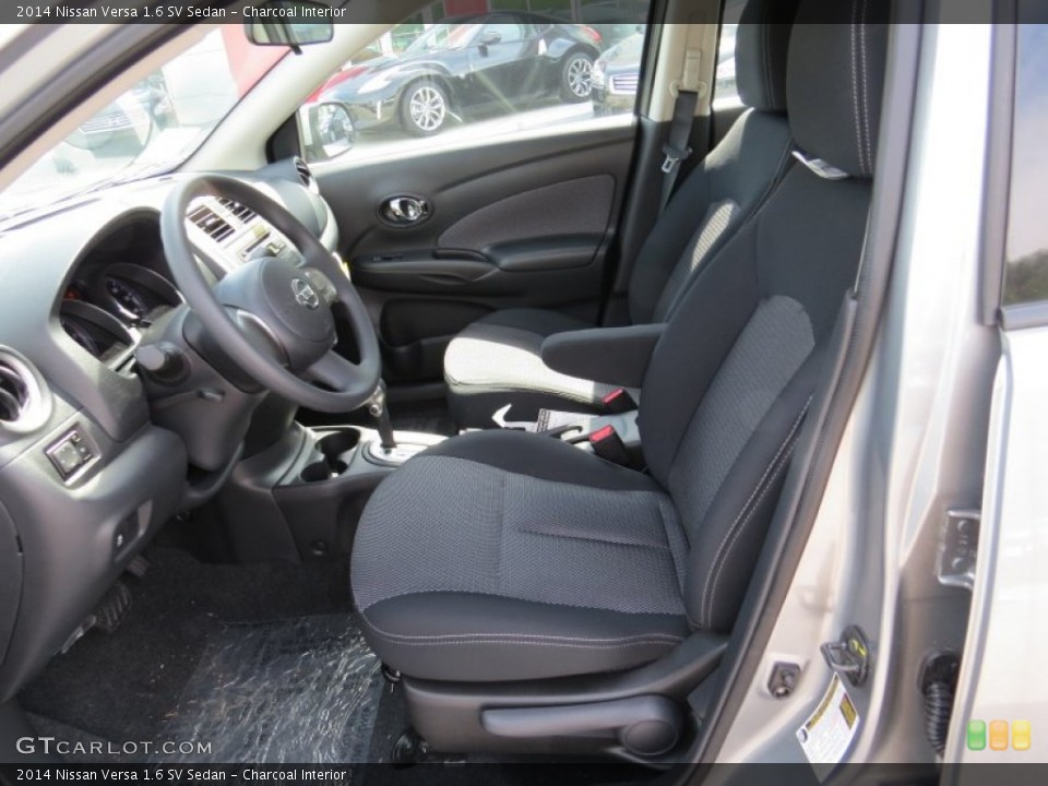 Charcoal Interior Photo for the 2014 Nissan Versa 1.6 SV Sedan #93978888