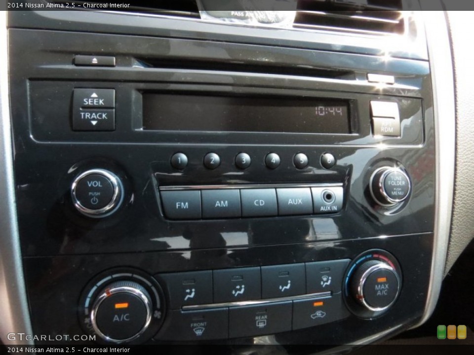 Charcoal Interior Controls for the 2014 Nissan Altima 2.5 #93979371