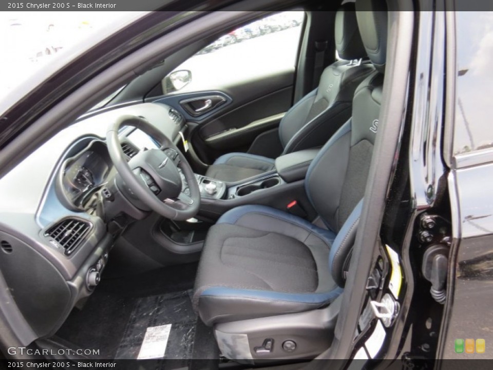 Black Interior Photo for the 2015 Chrysler 200 S #93998260