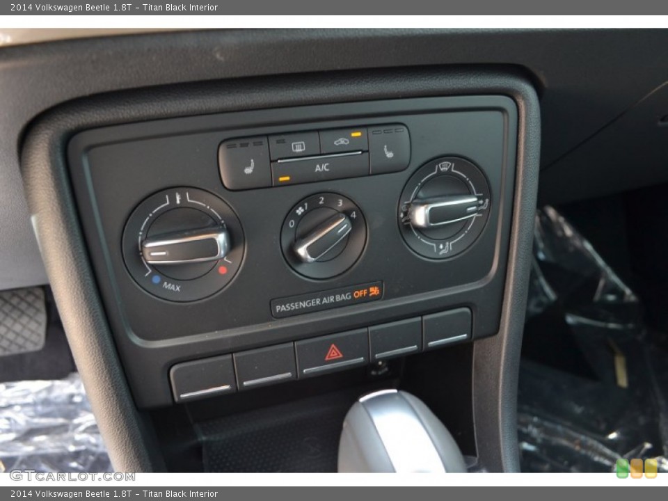 Titan Black Interior Controls for the 2014 Volkswagen Beetle 1.8T #94023253