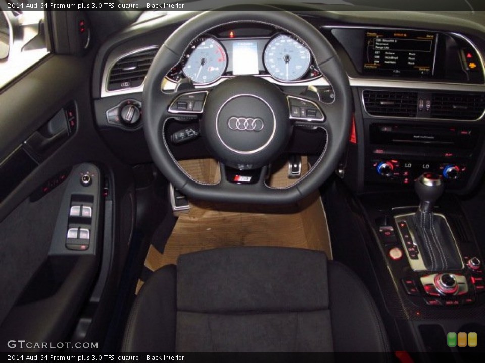 Black Interior Dashboard for the 2014 Audi S4 Premium plus 3.0 TFSI quattro #94041982