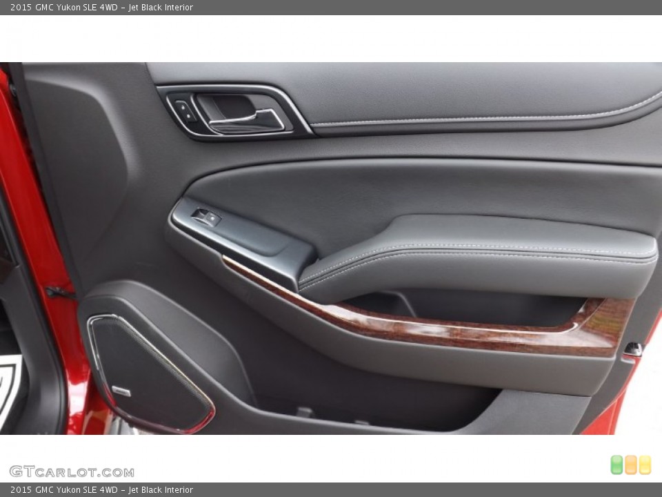 Jet Black Interior Door Panel for the 2015 GMC Yukon SLE 4WD #94082205