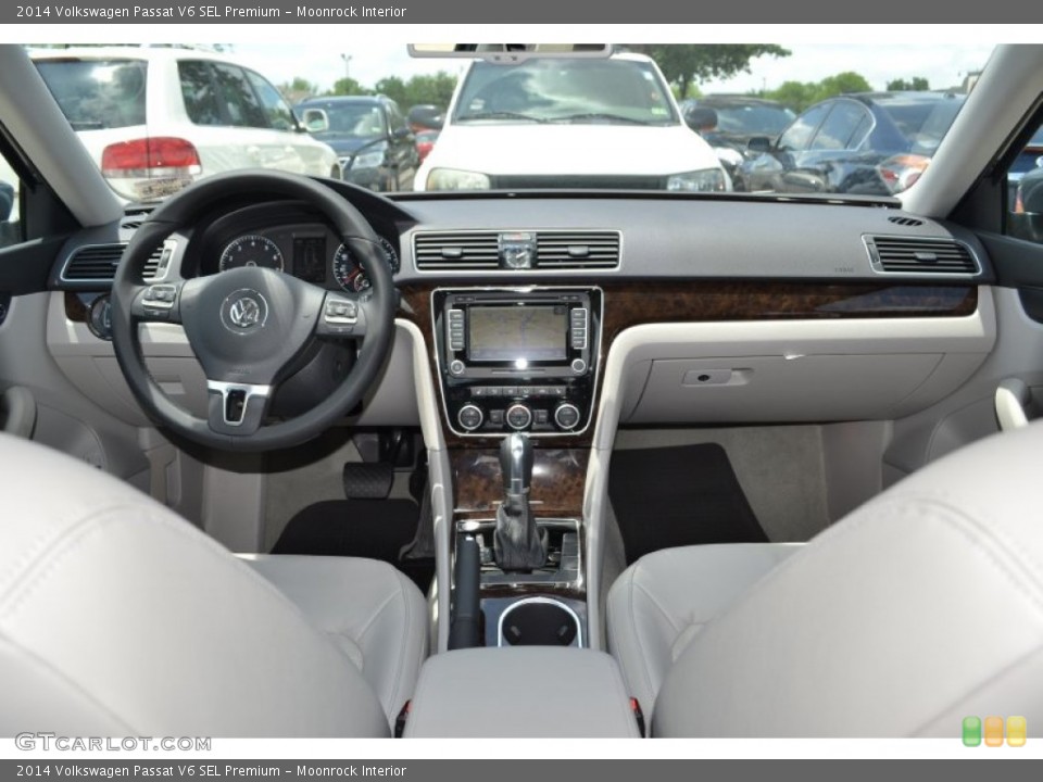 Moonrock Interior Dashboard for the 2014 Volkswagen Passat V6 SEL Premium #94089567
