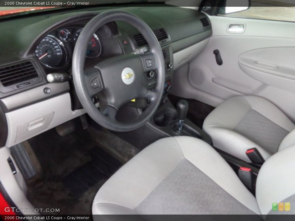 Gray Interior Photo for the 2006 Chevrolet Cobalt LS Coupe #94093143