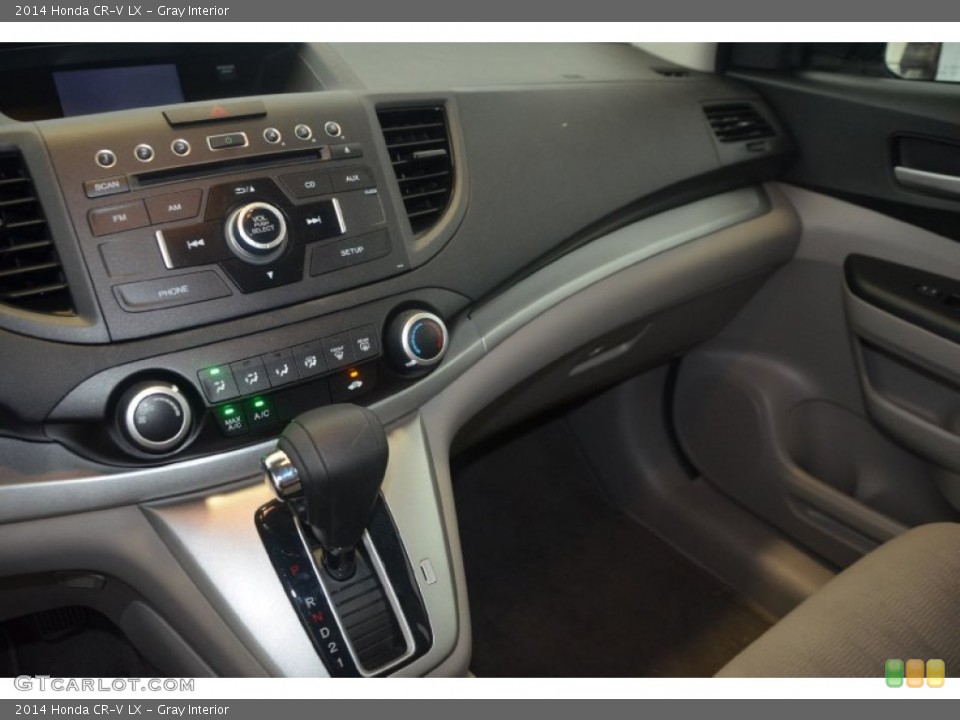 Gray Interior Controls for the 2014 Honda CR-V LX #94122289