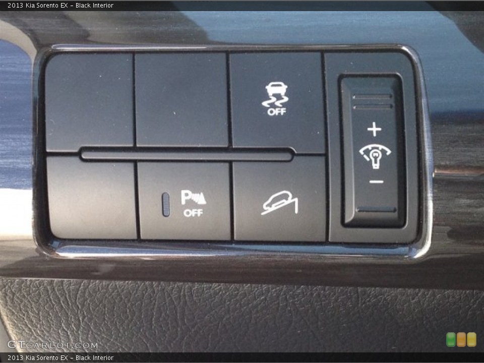 Black Interior Controls for the 2013 Kia Sorento EX #94144835