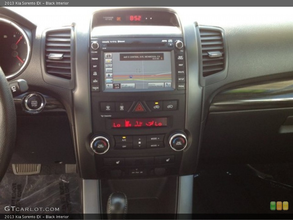 Black Interior Controls for the 2013 Kia Sorento EX #94144911