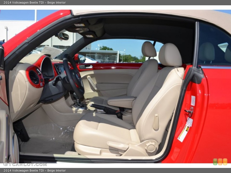 Beige Interior Photo for the 2014 Volkswagen Beetle TDI #94176448