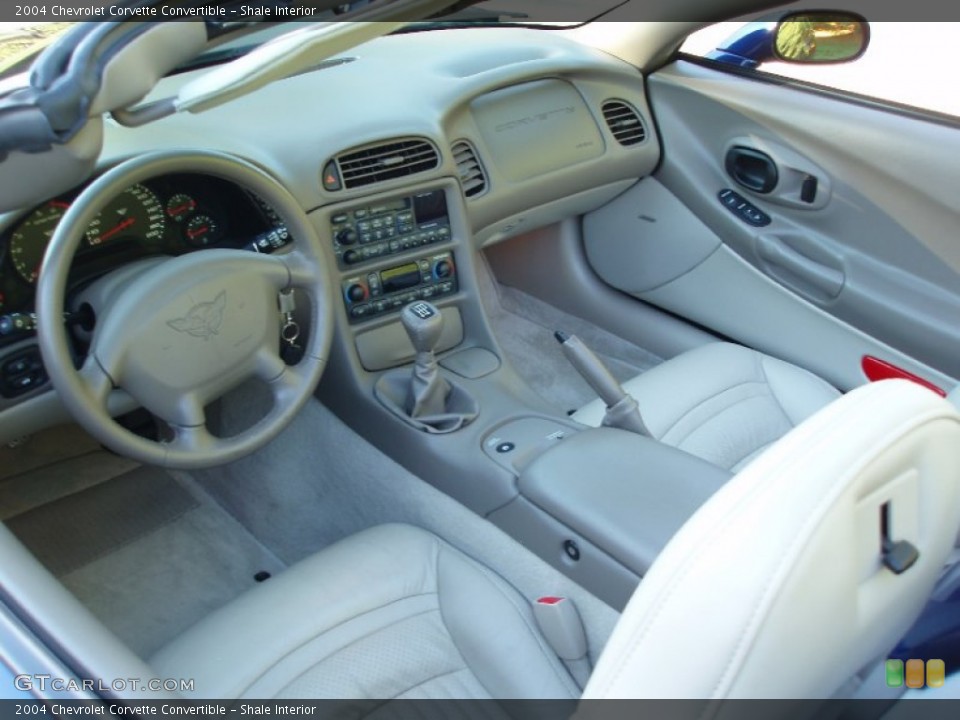 Shale Interior Photo for the 2004 Chevrolet Corvette Convertible #94221215